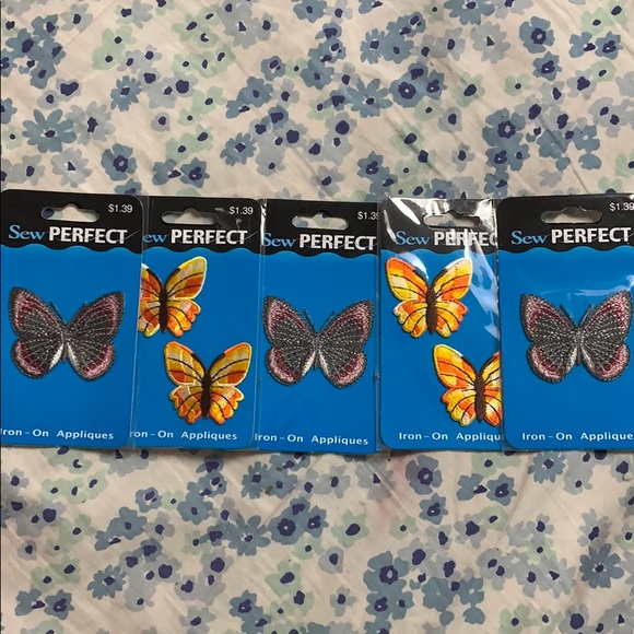Iron on Buttetfly - Picture 1 of 3